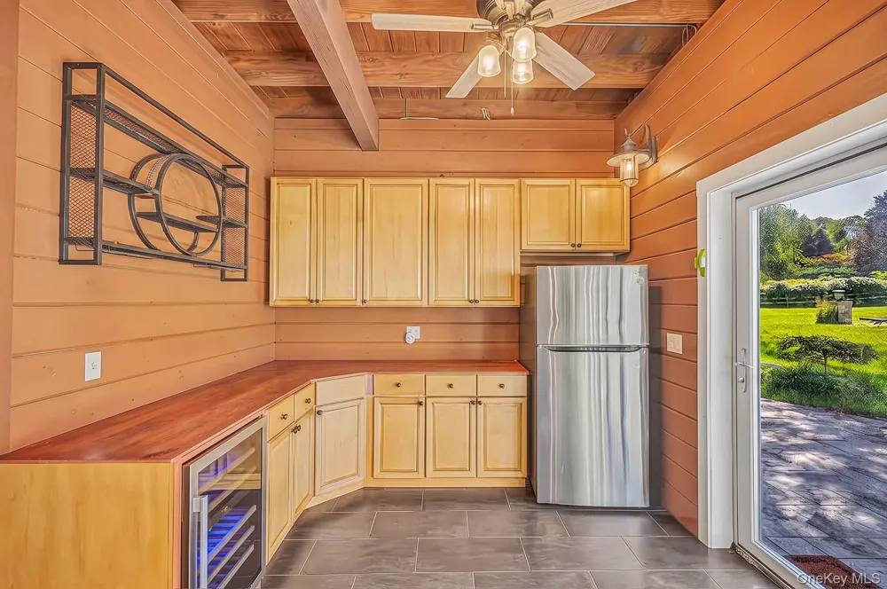 4 Holly Lane Nissequogue, NY 11780