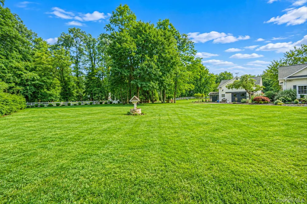 4 Holly Lane Nissequogue, NY 11780