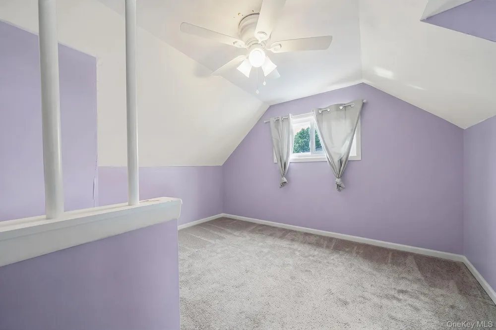 1030 Fulton Avenue Lindenhurst, NY 11757