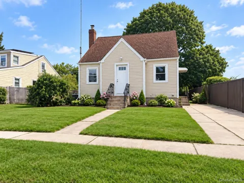 60 Howard Avenue