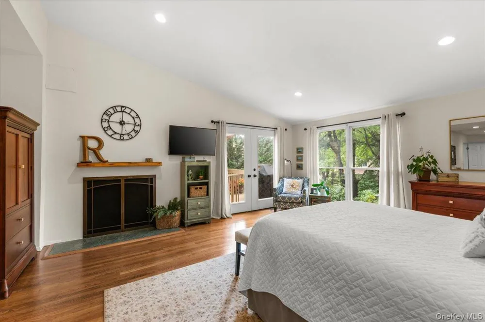53 Willow Ridge Drive Smithtown, NY 11787