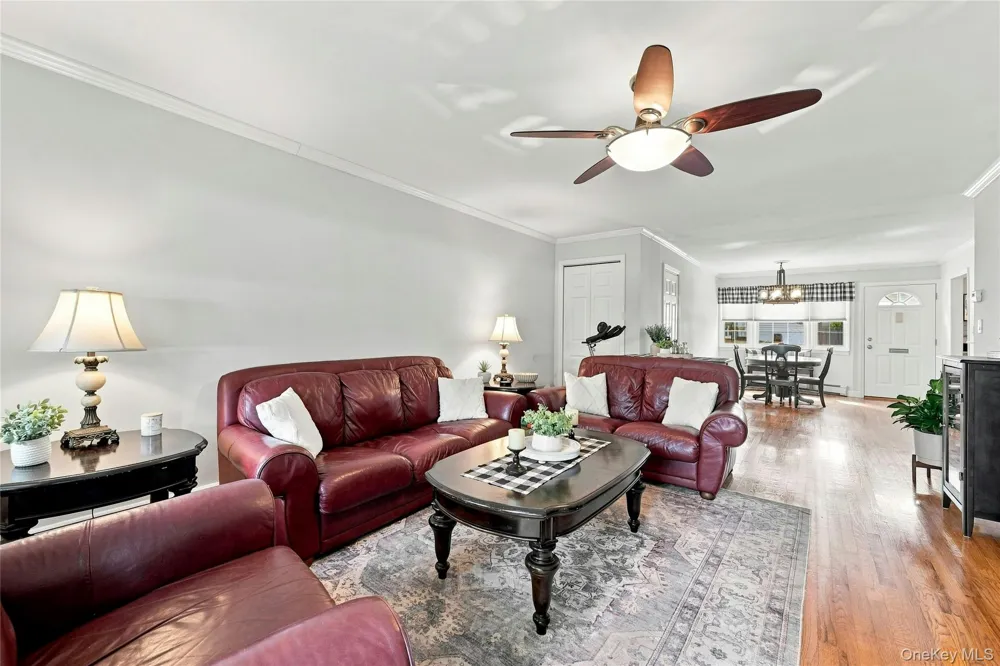 2310 Wilshire Lane #2310 Oakdale, NY 11769