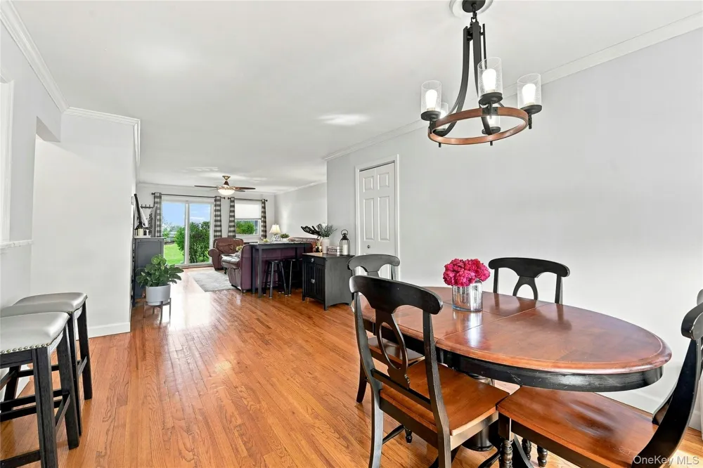 2310 Wilshire Lane #2310 Oakdale, NY 11769