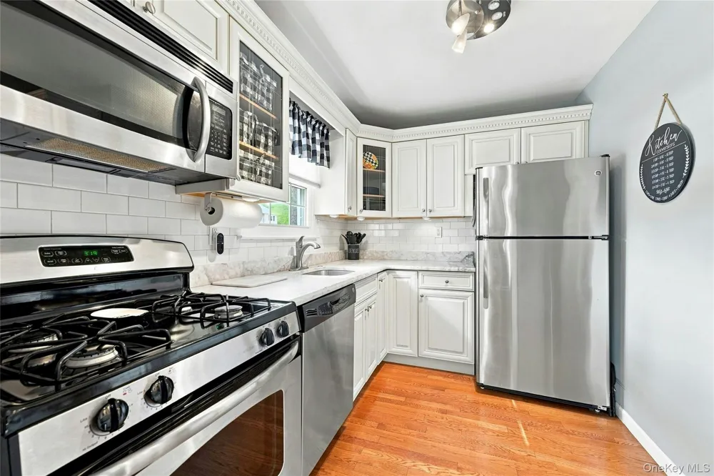 2310 Wilshire Lane #2310 Oakdale, NY 11769