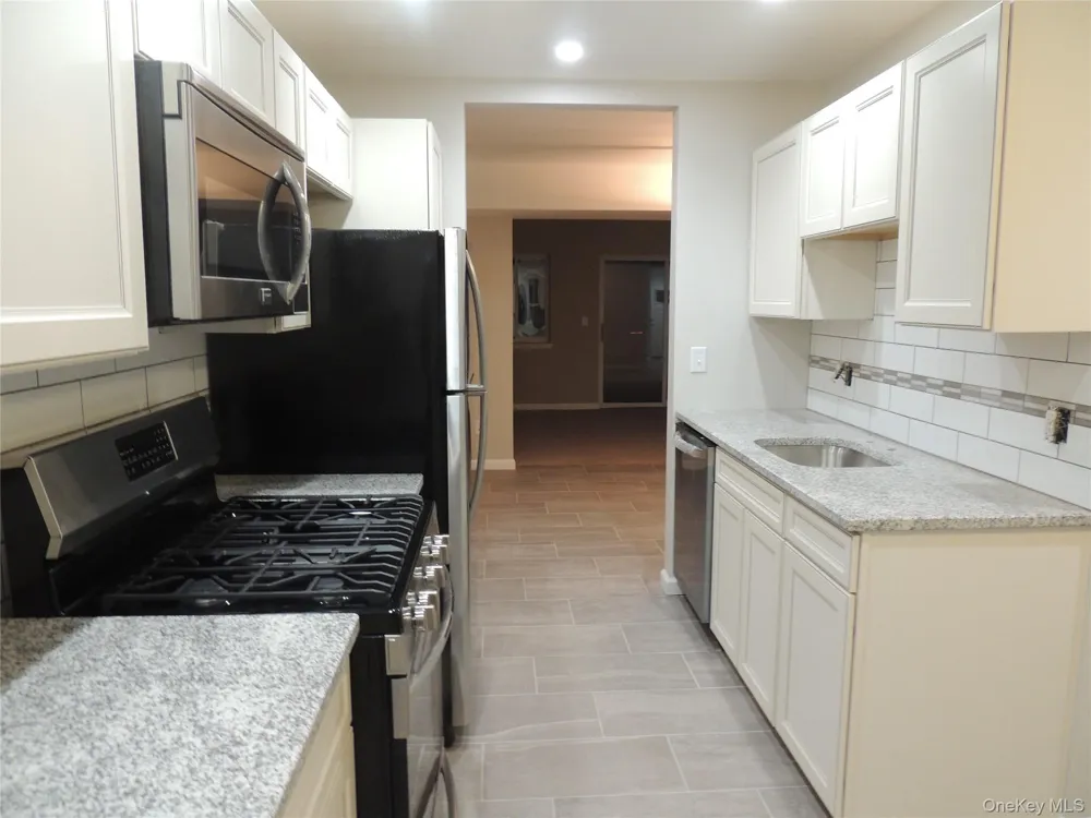 276 Temple Hill Road #207 New Windsor, NY 12553
