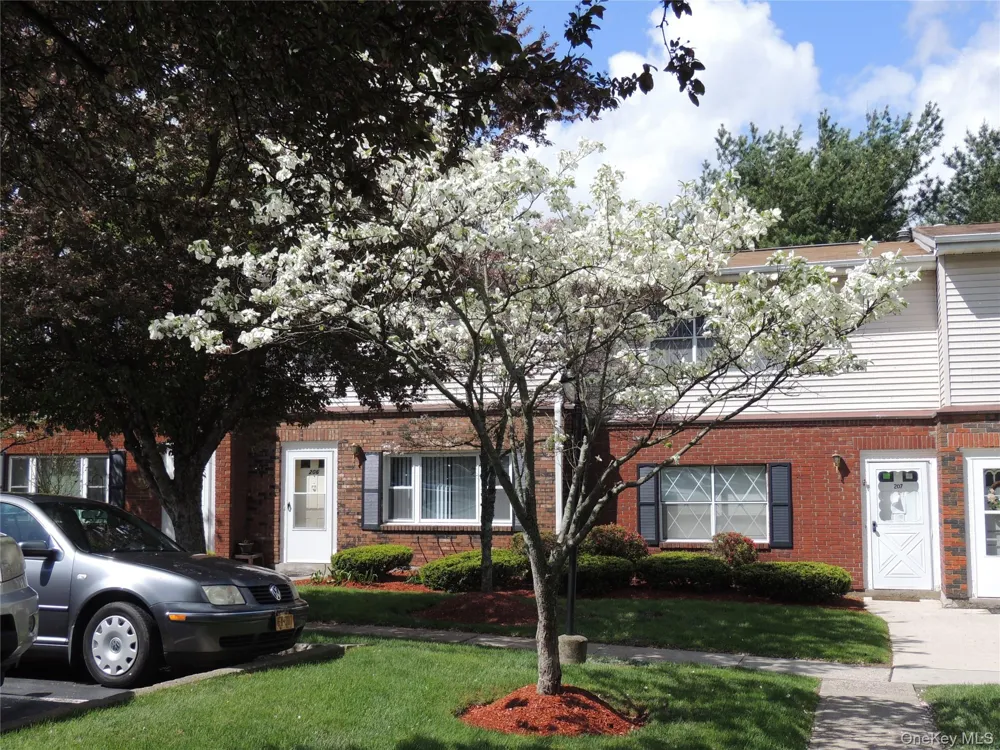 276 Temple Hill Road #207 New Windsor, NY 12553