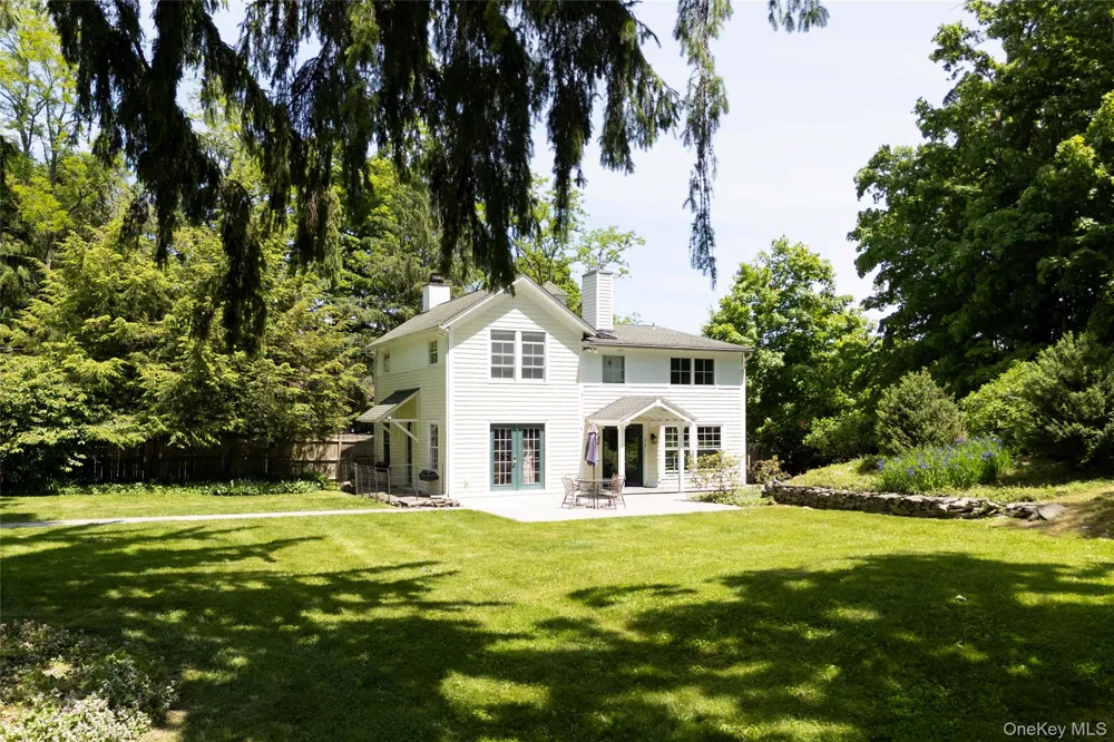 268 E Fallkill Road Hyde Park, NY 12538