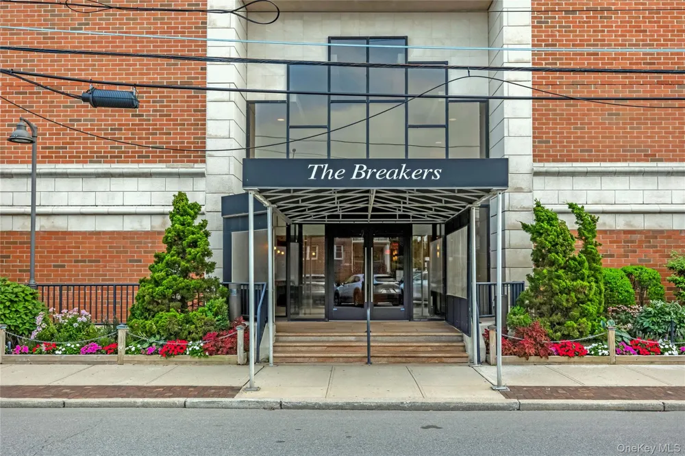 230 W Broadway #609 Long Beach, NY 11561