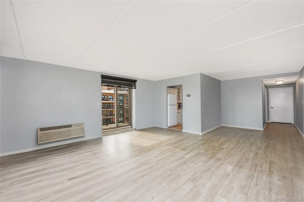 230 W Broadway #609 Long Beach, NY 11561