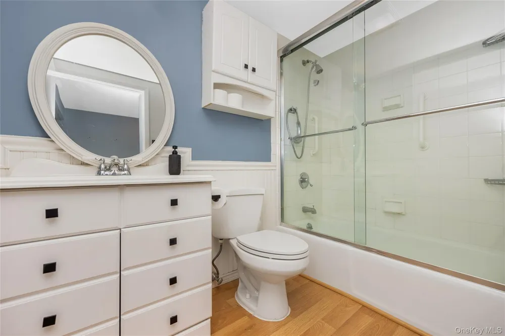 230 W Broadway #609 Long Beach, NY 11561