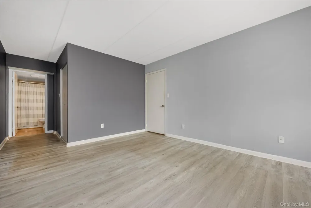 230 W Broadway #609 Long Beach, NY 11561