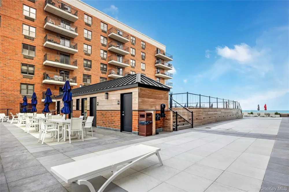 230 W Broadway #609 Long Beach, NY 11561