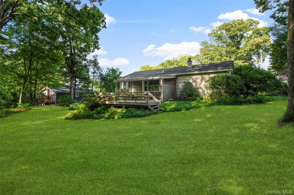 47 Waterbury Parkway Cortlandt Manor, NY 10567