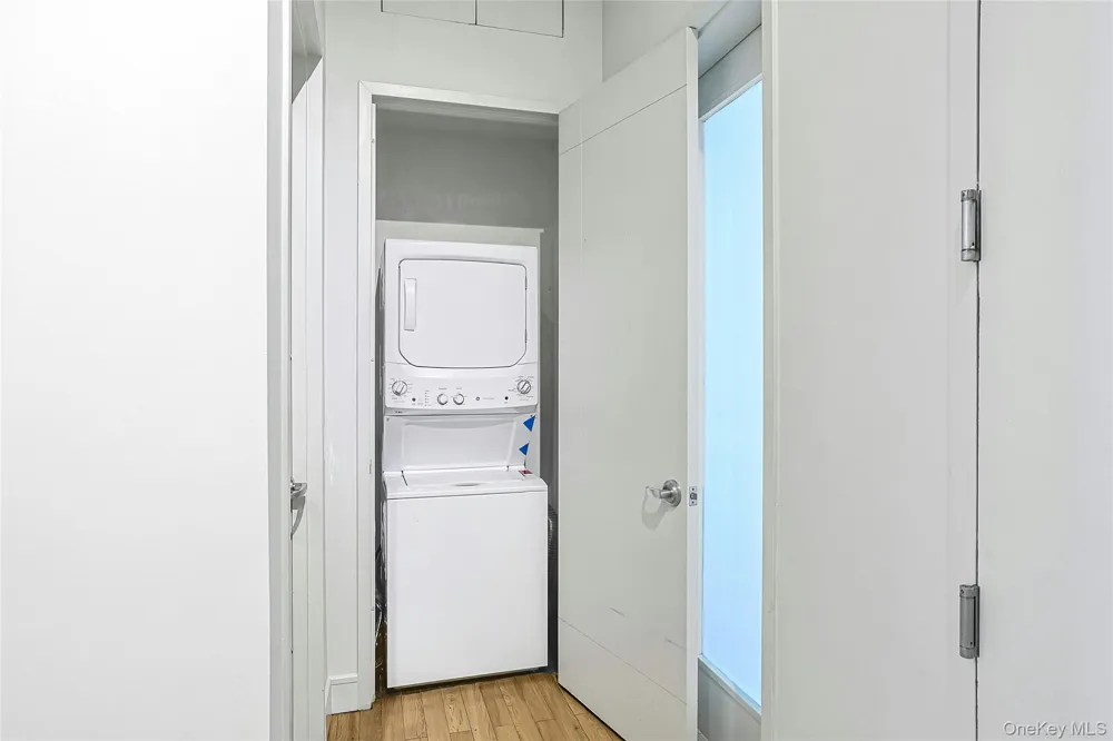 25 Leroy Place #PH1 New Rochelle, NY 10805