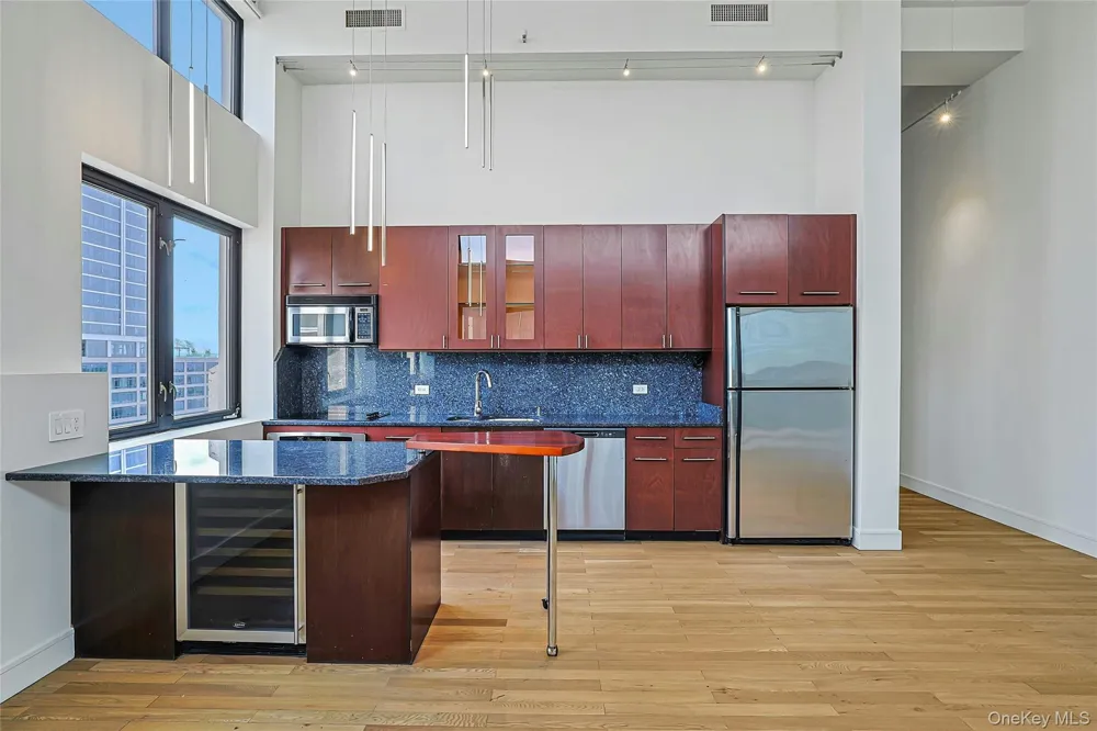 25 Leroy Place #PH1 New Rochelle, NY 10805
