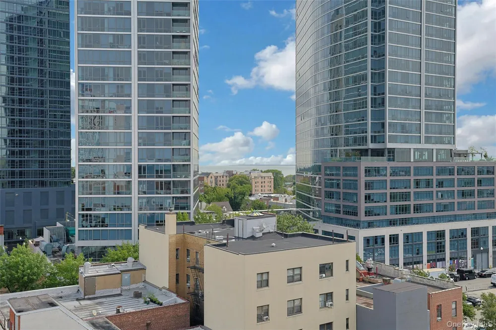25 Leroy Place #PH1 New Rochelle, NY 10805