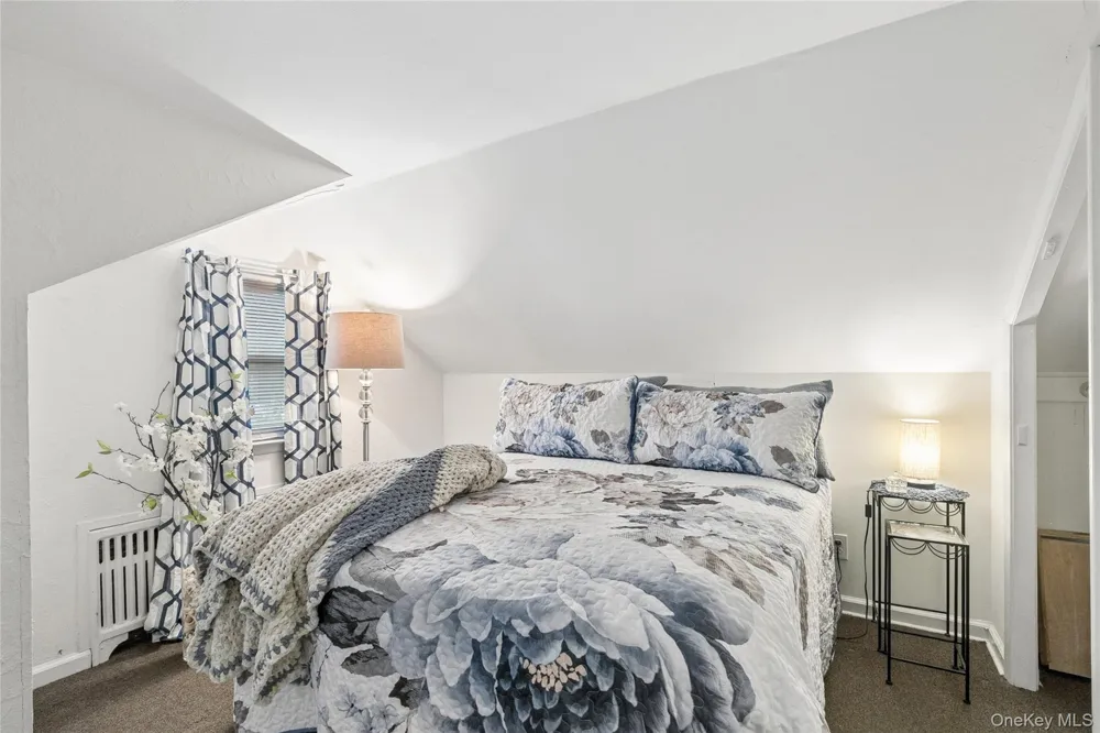 22 South Avenue Smithtown, NY 11787