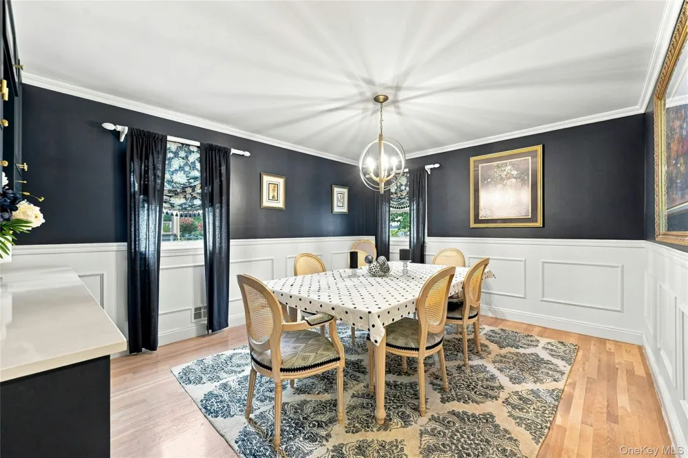 35 Reid Avenue Rockville Centre, NY 11570