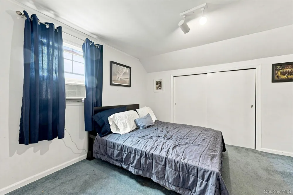 35 Reid Avenue Rockville Centre, NY 11570