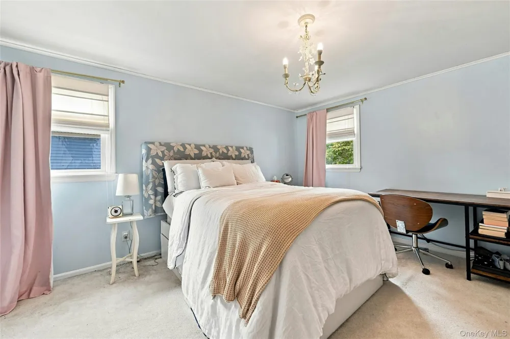 35 Reid Avenue Rockville Centre, NY 11570