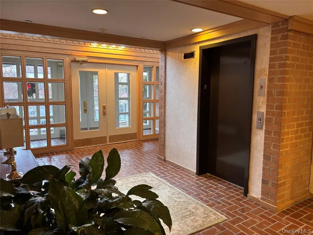 300 Livingston Avenue #1B Mamaroneck, NY 10543