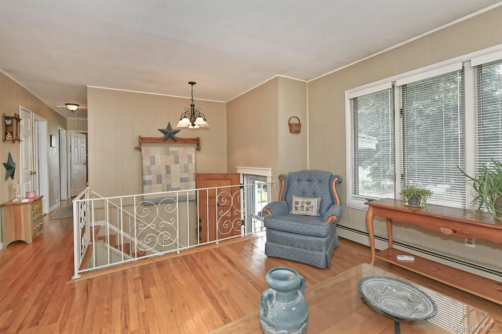 35 Jensen Road Bay Shore, NY 11706