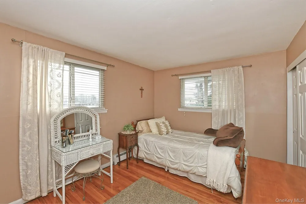 35 Jensen Road Bay Shore, NY 11706