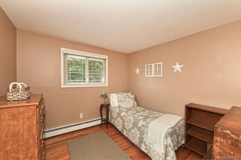 35 Jensen Road Bay Shore, NY 11706