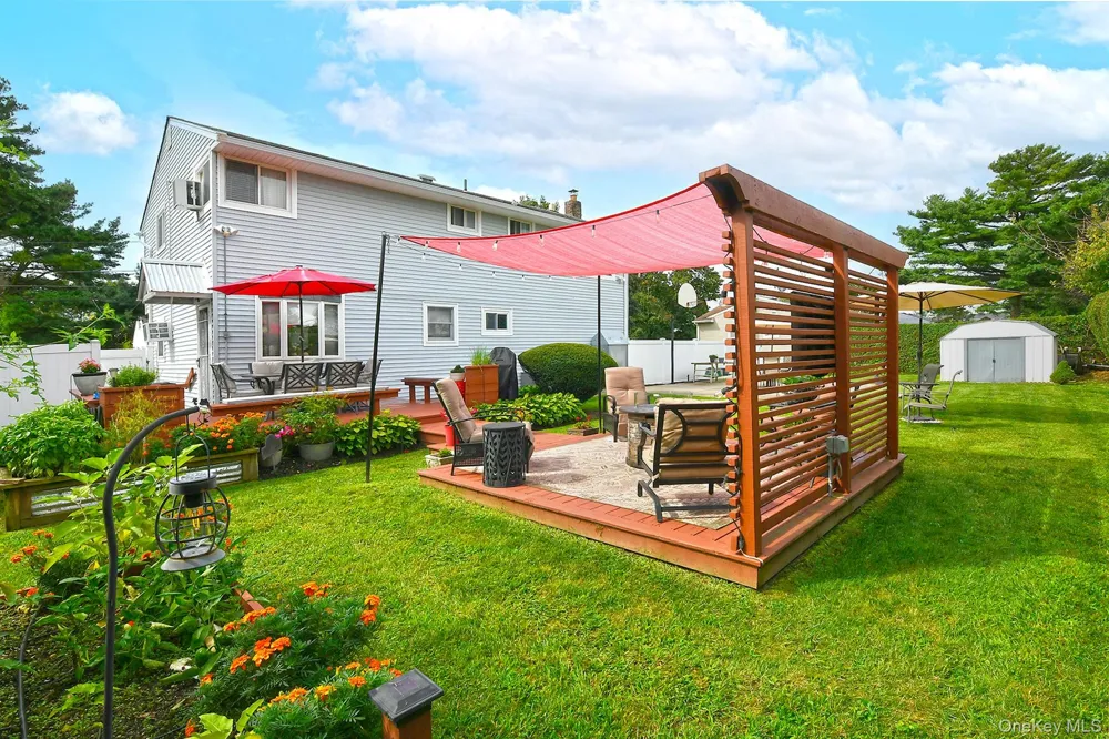 35 Jensen Road Bay Shore, NY 11706