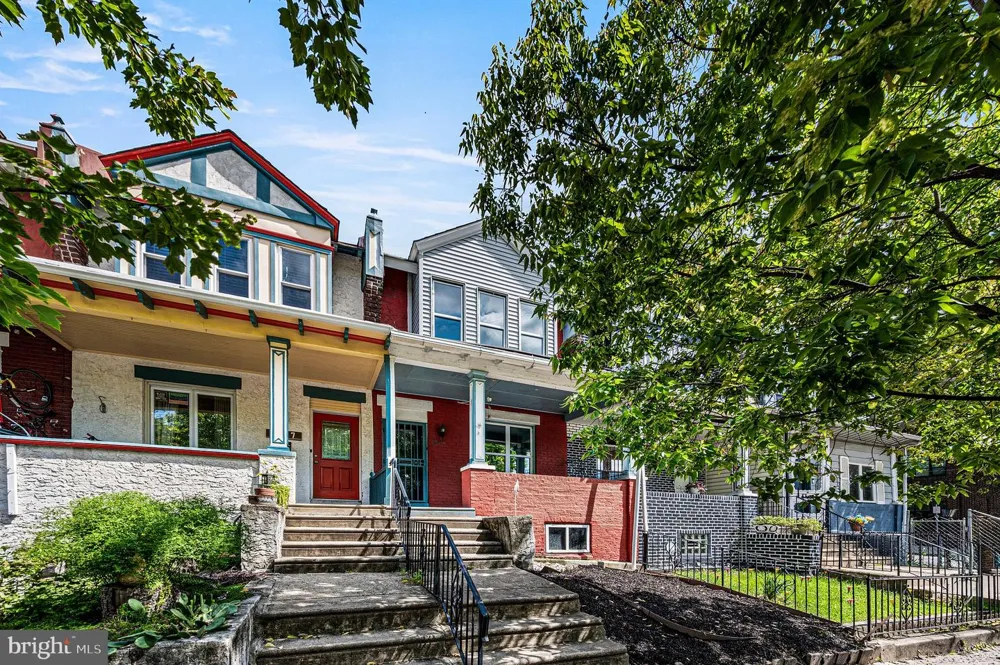 1059 S 50TH Philadelphia, PA 19143
