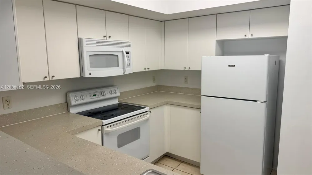 17375 Collins Ave #804 Sunny Isles Beach, FL 33160