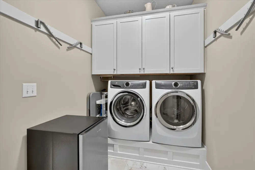 6148 Harmon Green Avenue SW Grandville, MI 49418
