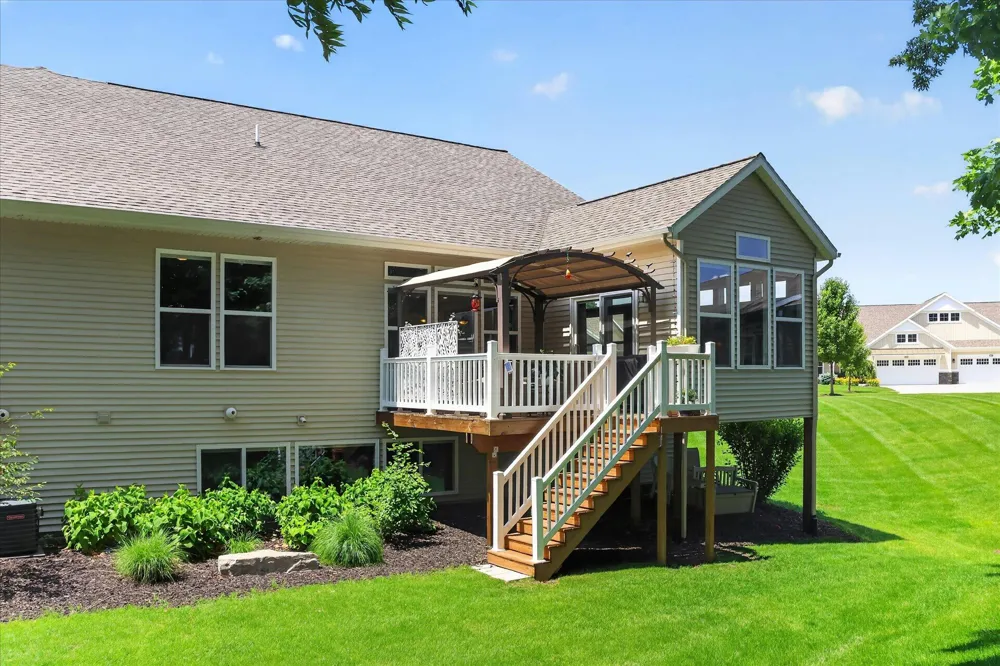 6148 Harmon Green Avenue SW Grandville, MI 49418