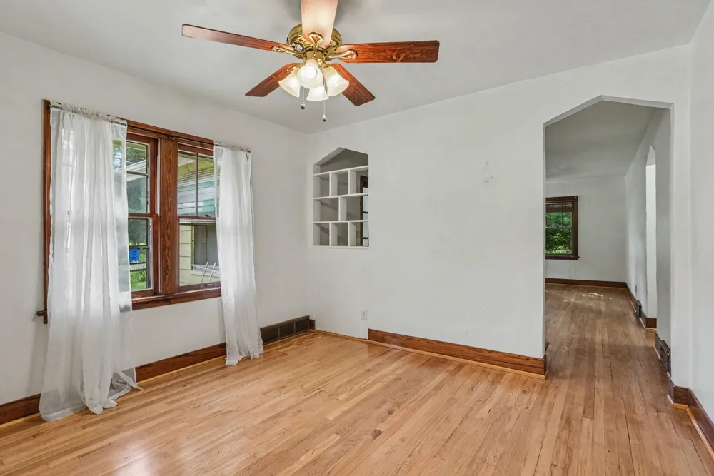 23 E Langley Road E Battle Creek, MI 49015