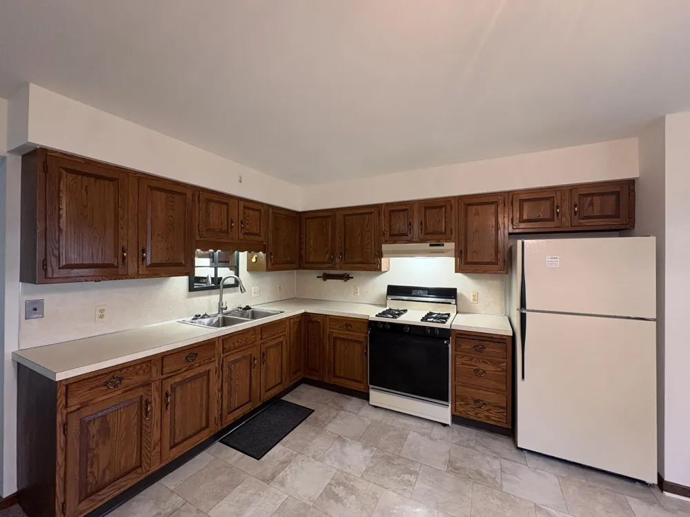 5742 Leisure South Drive SE #101 Kentwood, MI 49548