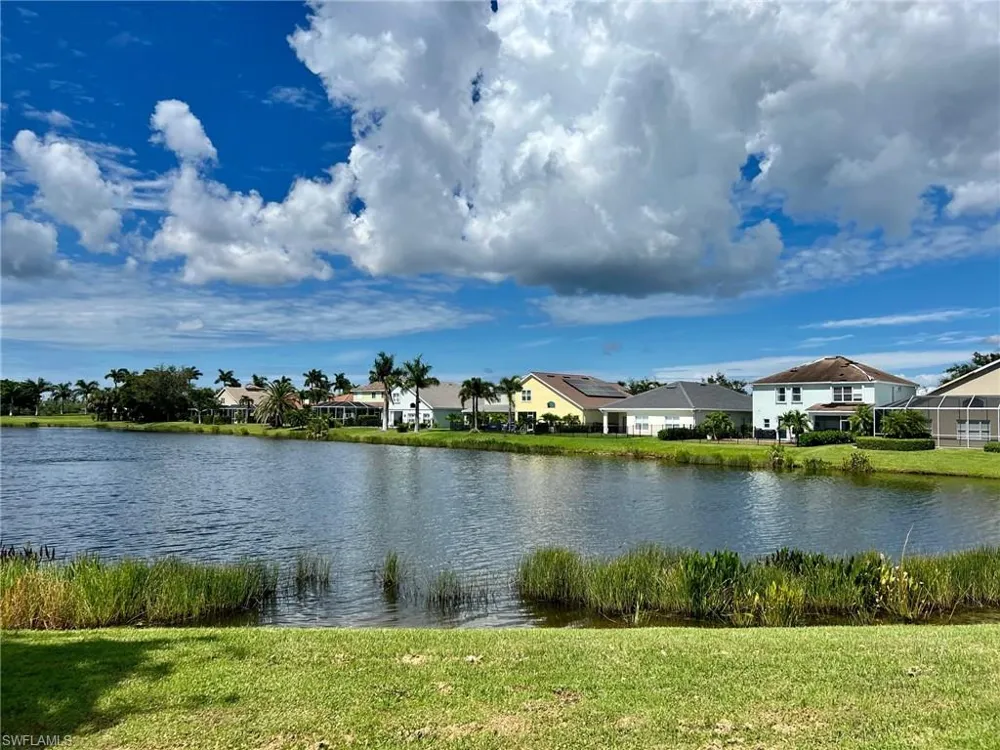 2430 Verdmont Court Cape Coral, FL 33991