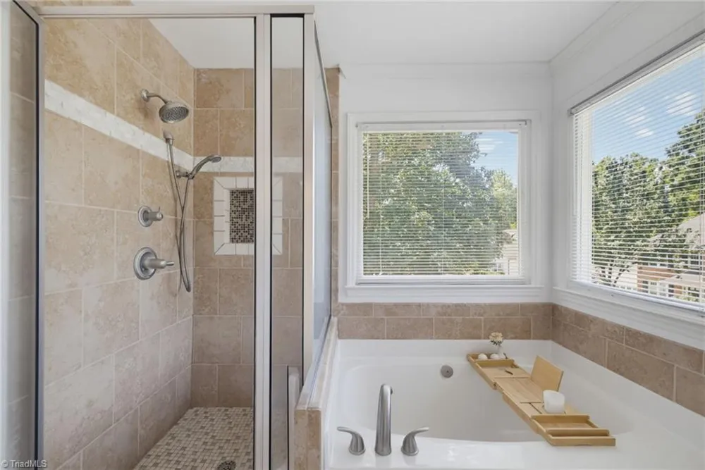 6101 Glenridge Court Kernersville, NC 27284
