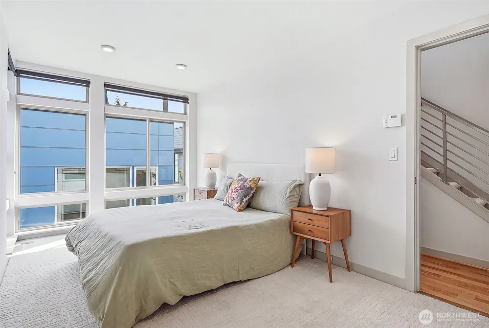 4314 Whitman Avenue #B Seattle, WA 98103