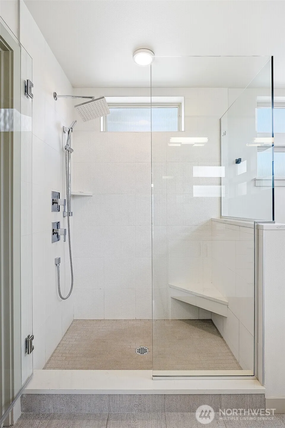 4314 Whitman Avenue #B Seattle, WA 98103