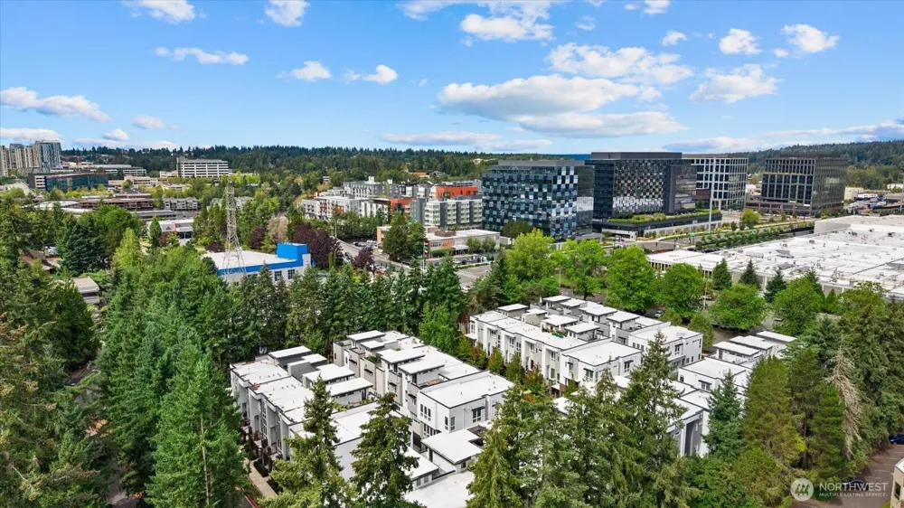 1022 124TH COURT NE #E4 Bellevue, WA 98005