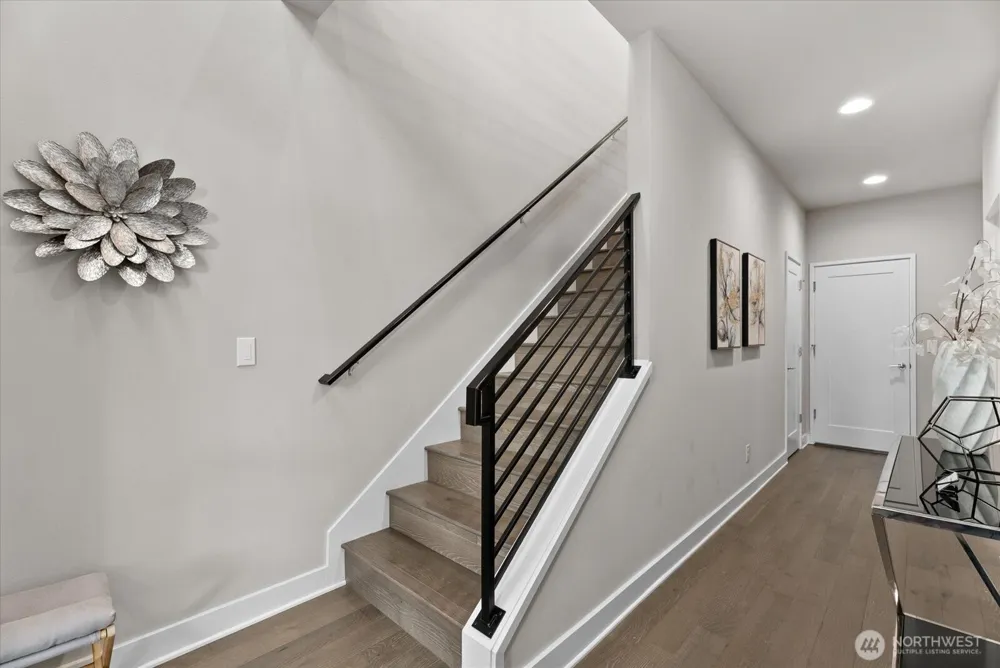 1022 124TH COURT NE #E4 Bellevue, WA 98005