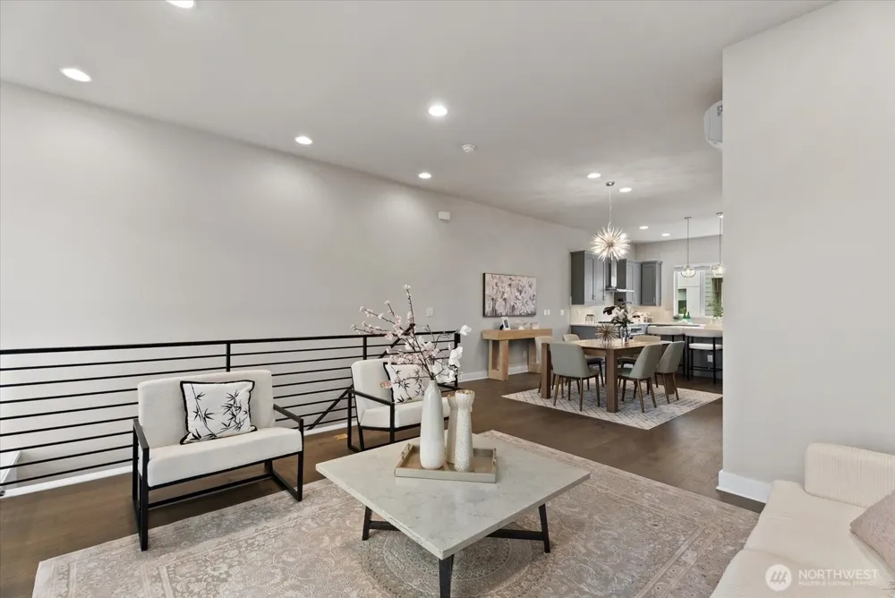 1022 124TH COURT NE #E4 Bellevue, WA 98005