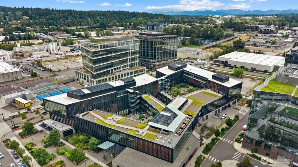 1022 124TH COURT NE #E4 Bellevue, WA 98005
