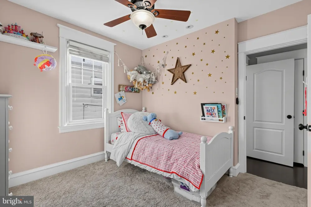 120 SUMMIT ROAD Media, PA 19063