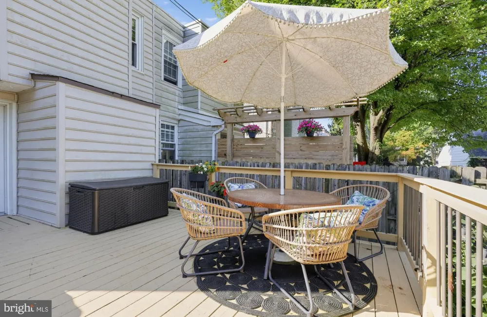 120 SUMMIT ROAD Media, PA 19063