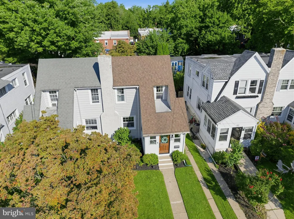 120 SUMMIT ROAD Media, PA 19063