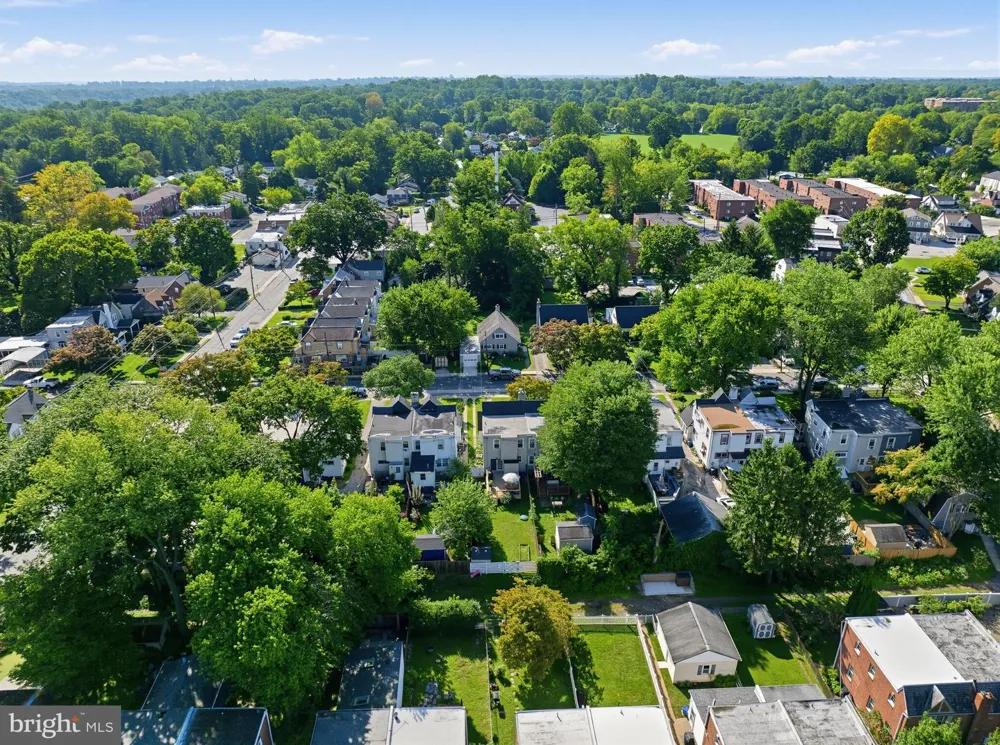 120 SUMMIT ROAD Media, PA 19063