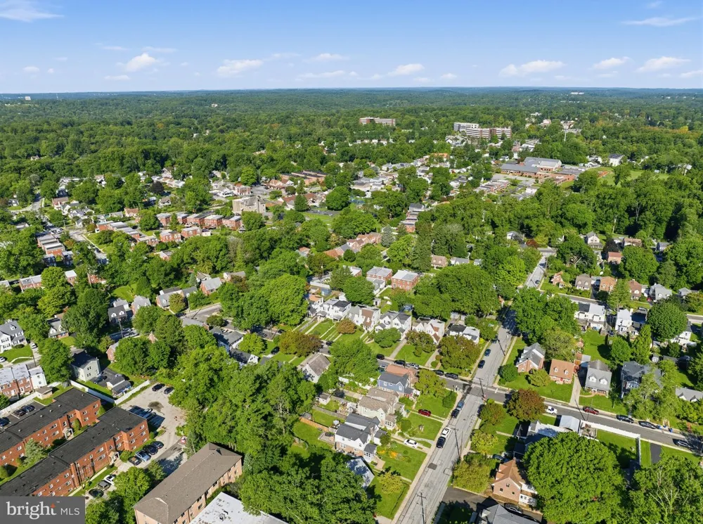 120 SUMMIT ROAD Media, PA 19063