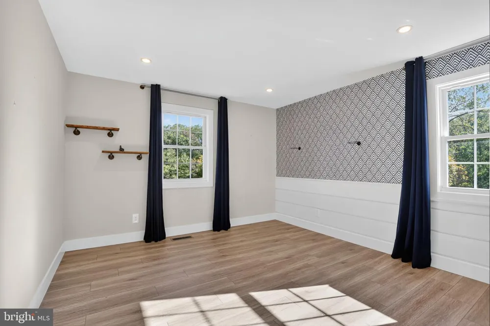227 AUTUMN DRIVE Exton, PA 19341
