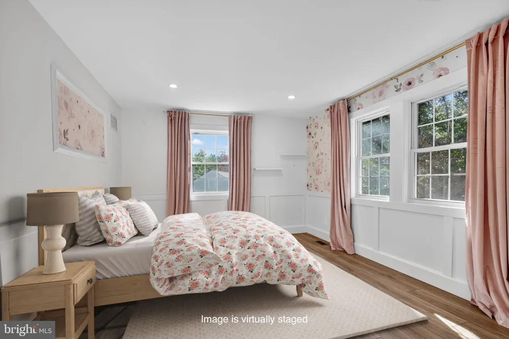 227 AUTUMN DRIVE Exton, PA 19341